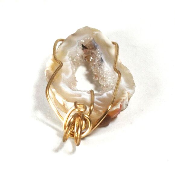 Gold Tone Wire Wrapped Agate Natural Raw Geode Druzy Sliced Stone Pendant Boho - Picture 15 of 16